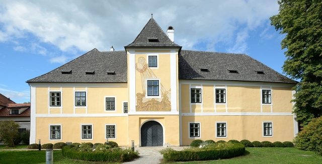 Schloss Petzenkirchen