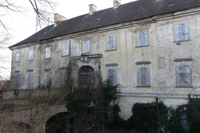 Ladendorf Castle
