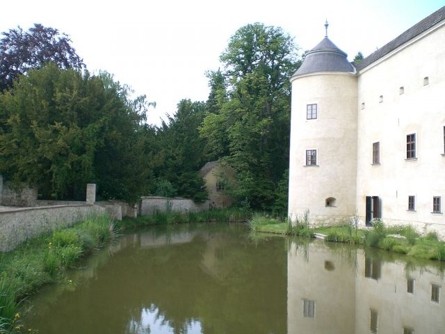 Niederleis Castle