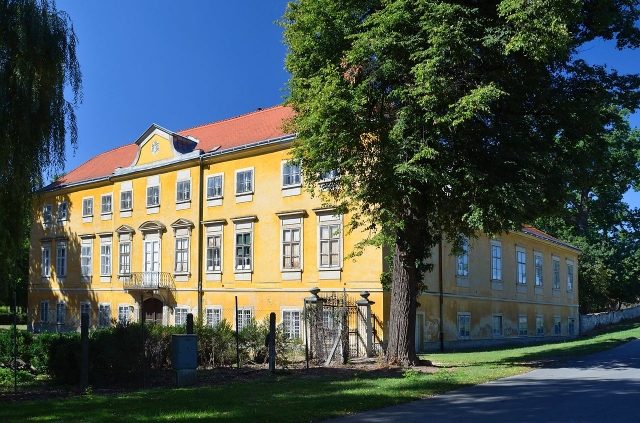 Walterskirchen Castle