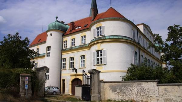 Gumpoldskirchen Castle