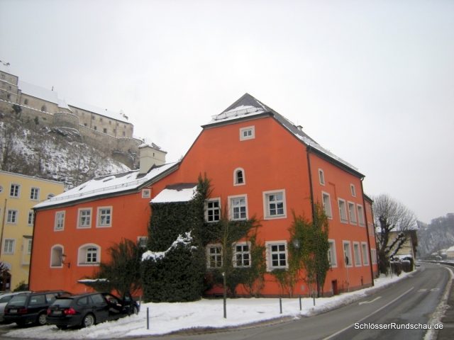 Mautner Castle