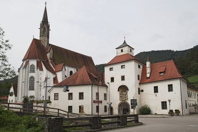 Gaming Charterhouse