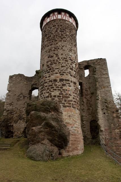 Hallenburg Castle