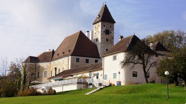 Goldegg Castle