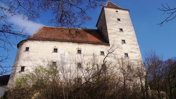 Hausenbach Castle