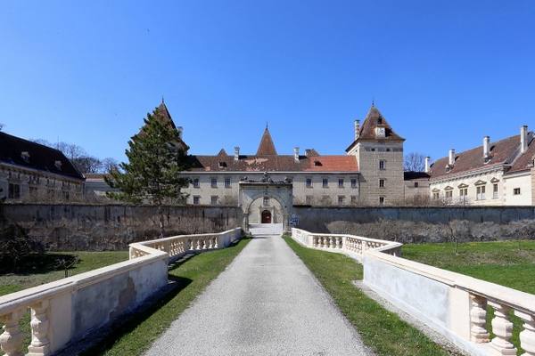 Walpersdorf Castle