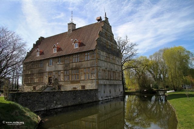Holtfeld Castle