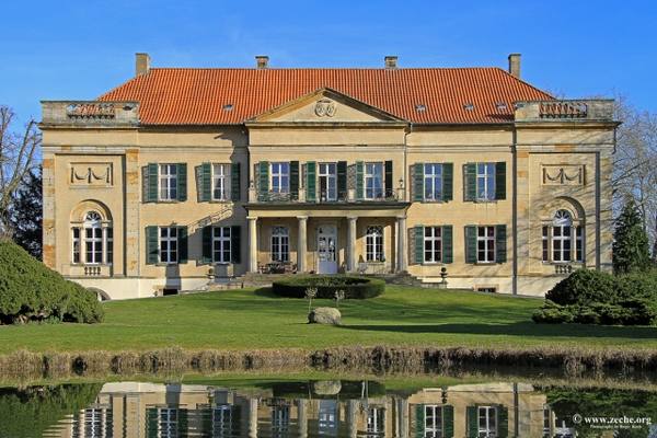 Harkotten von Korff Castle