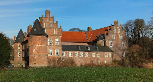 Herten Castle