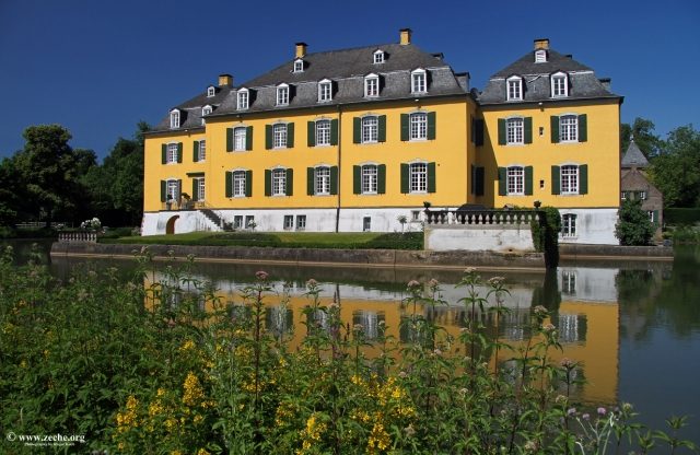 Hall Castle