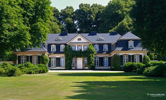 Krüdersheide Manor