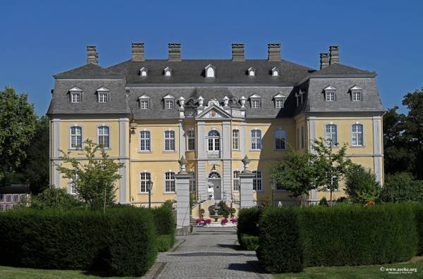 Schwarzenraben Castle