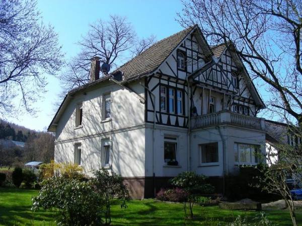 Schönfeld Manor
