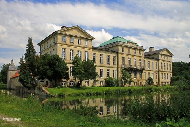 Haus Stapel