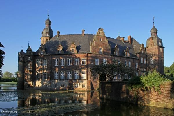 Darfeld Castle