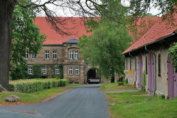 Stemmen Manor