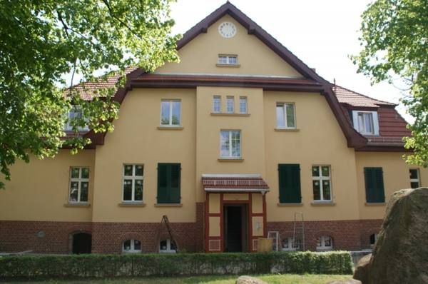 Deutsch Wusterhausen Manor