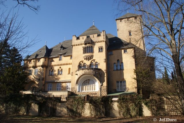 Hakeburg Castle