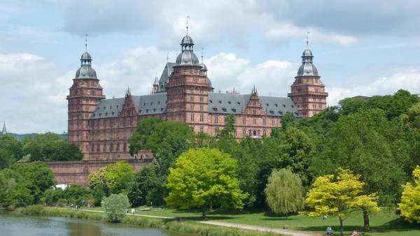 Johannisburg Castle