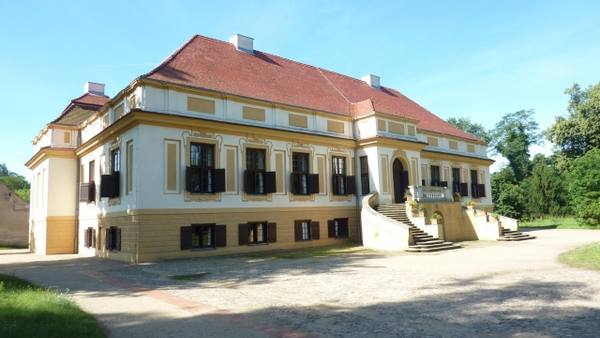 Caputh Castle