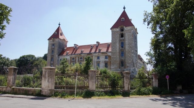 Ebenfurth Castle