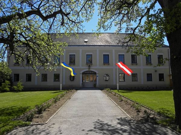 Hochwolkersdorf Castle