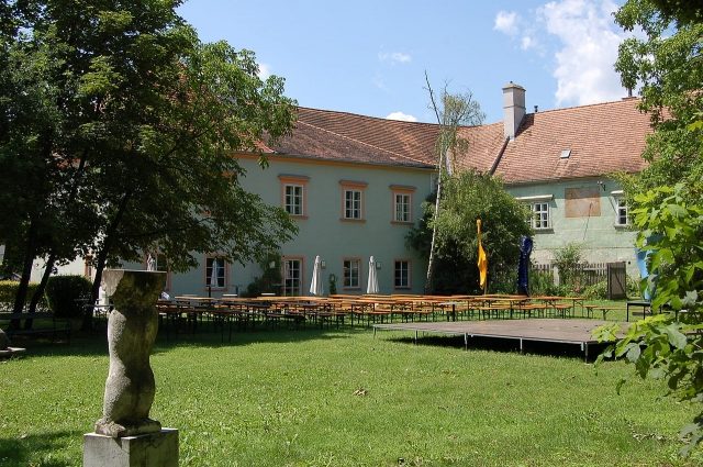 Fischau Castle
