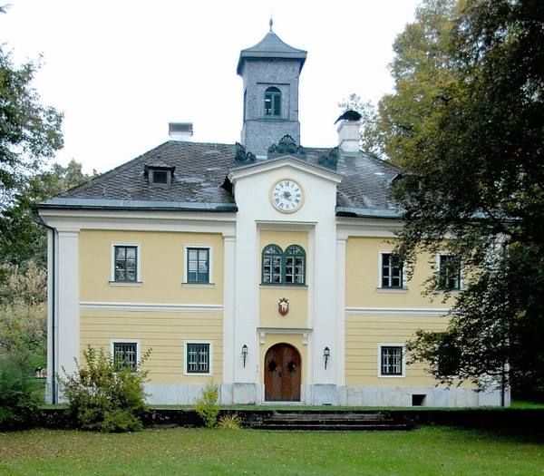 Dietrichstein Castle