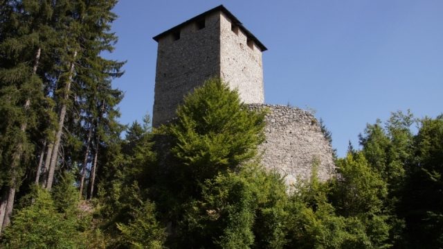 Khünburg Castle