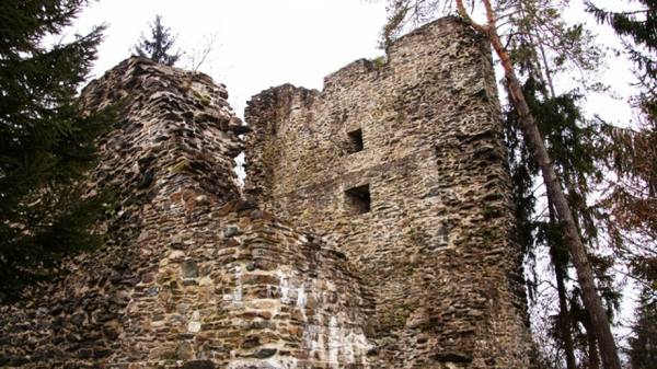 Arnulfsfeste Castle