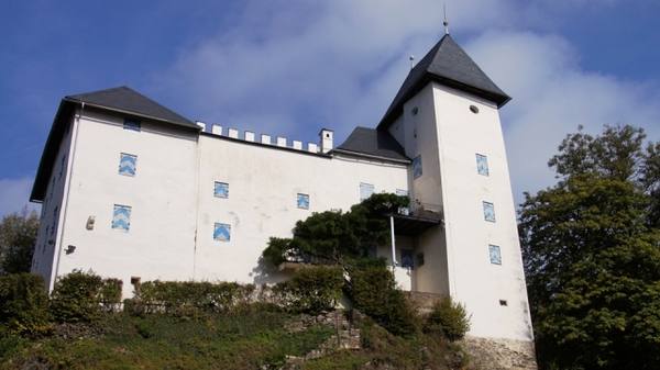 Drasing Castle