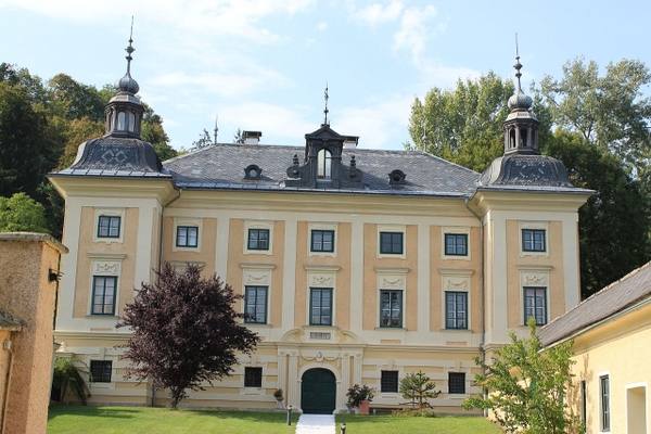 Kölnhof Castle