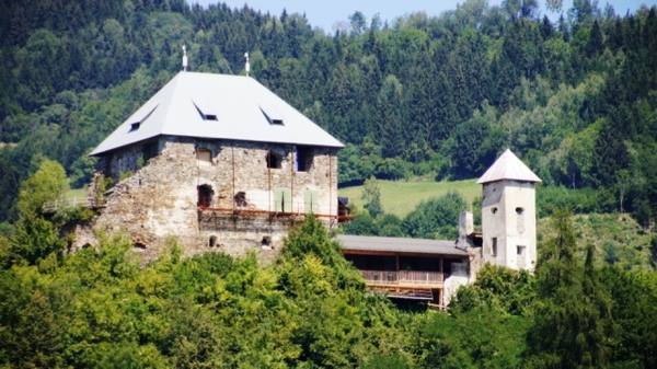 Haimburg Castle
