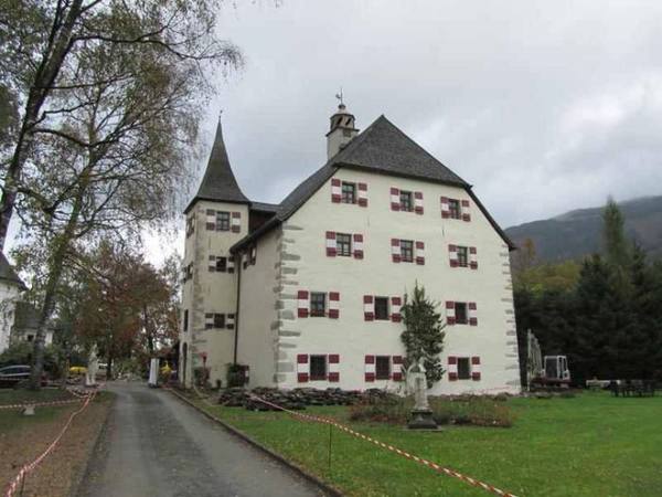 Prielau Castle