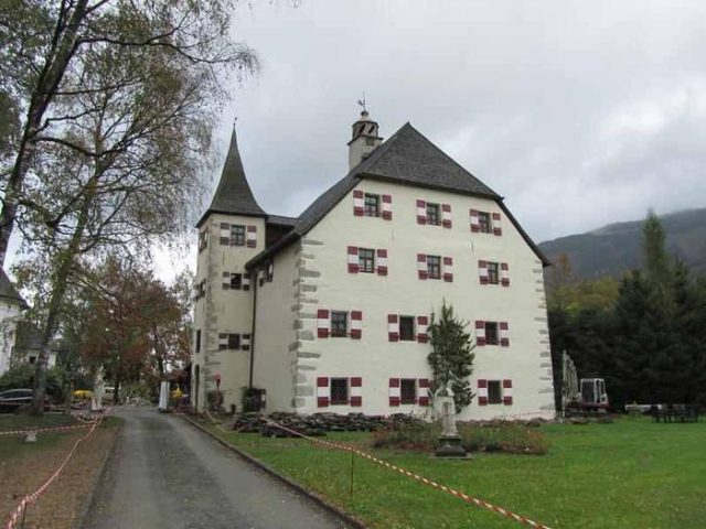 Prielau Castle