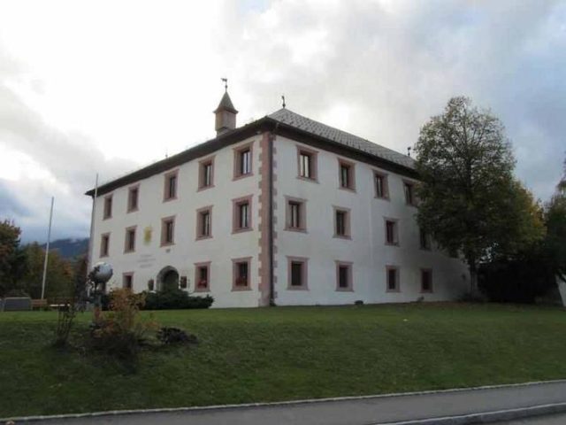 Ritzen Castle