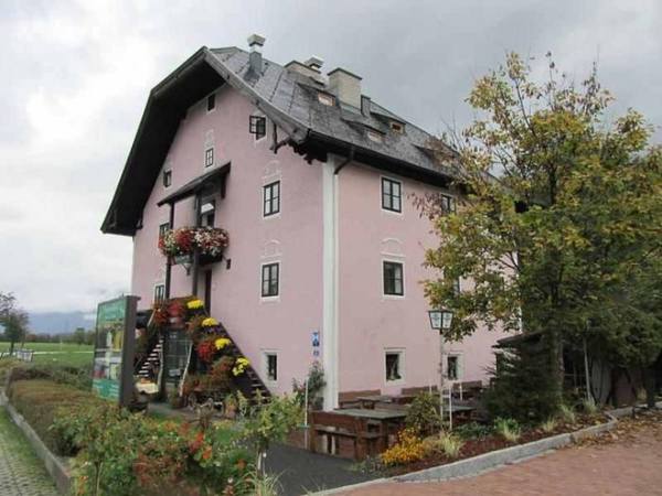 Stieger Castle
