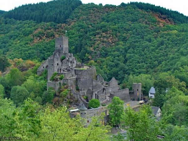 Niederburg Castle