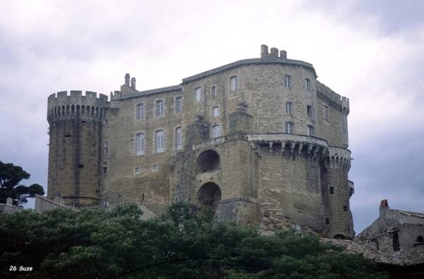 Château de Suze-la-Rousse