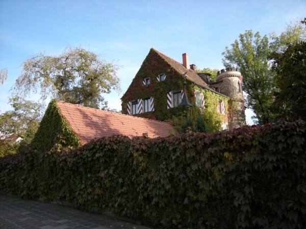 Weigelshof Castle
