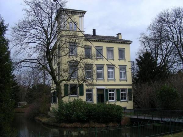 Volkardey Castle