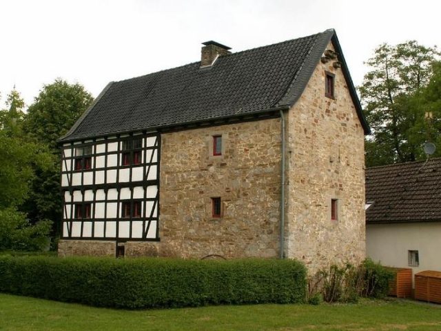 Quall Castle