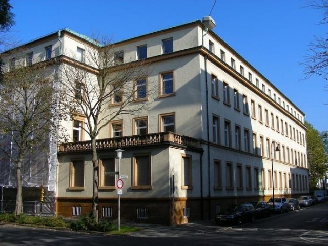 Prinz Carl Palais