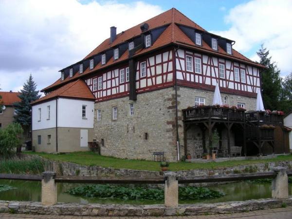 Edelhof Castle