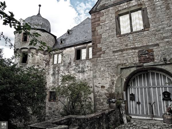 Höllrich Castle