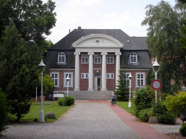 Thesdorf Manor