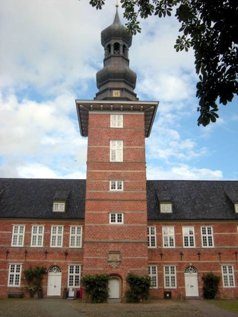 Husum Castle