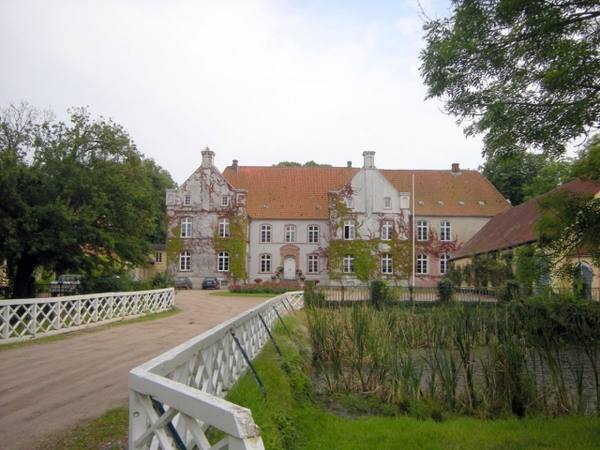 Damp Manor
