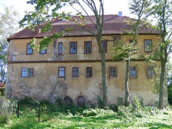 Gelbes Schloss Sonneborn